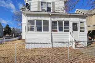 42 Washington St, Wallingford, CT 06492 - Photo 1