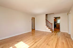 29 Rangely Dr, Trumbull, CT 06611 - Photo 9