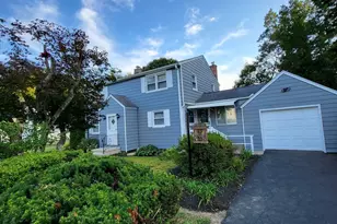 29 Rangely Dr, Trumbull, CT 06611 - Photo 1