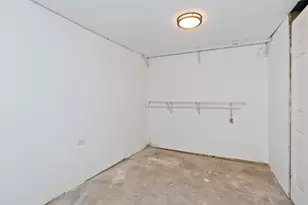 39 Wade Ave, Bloomfield, CT 06002 - Photo 27