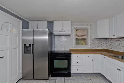 39 Wade Avenue, Bloomfield, CT 06002 - Photo 13