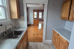 1528 Dixwell Ave, Hamden, CT 06514 - Photo 9