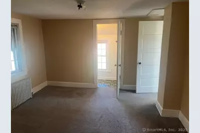 15 Dickerman Avenue, Windsor Locks, CT 06096 - Photo 17