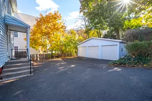 413 Chestnut St, New Britain, CT 06051 - Photo 9