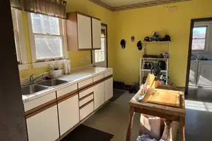 41 Prospect St, Canaan, CT 06018 - Photo 3