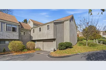 375 Piute Lane #B, Stratford, CT 06614 - Photo 5