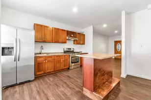 236 Wood St, Waterbury, CT 06704 - Photo 9