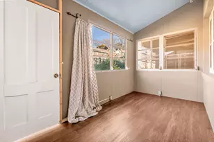 236 Wood St, Waterbury, CT 06704 - Photo 11