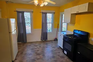 67 Fox St, Waterbury, CT 06708 - Photo 3