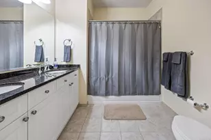 1 King Philip Dr, West Hartford, CT 06117 - Photo 15