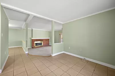 27 Farmington Chase Crescent, Farmington, CT 06032 - Photo 5