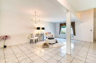 592 Mountain Rd, West Hartford, CT 06117 - Photo 11