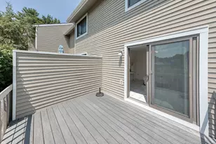 592 Mountain Rd, West Hartford, CT 06117 - Photo 5