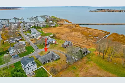 21 Fenwick Street, Old Saybrook, CT 06475 - Photo 3