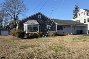 21 Fenwick St, Old Saybrook, CT 06475 - Photo 7