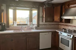 21 Fenwick St, Old Saybrook, CT 06475 - Photo 11