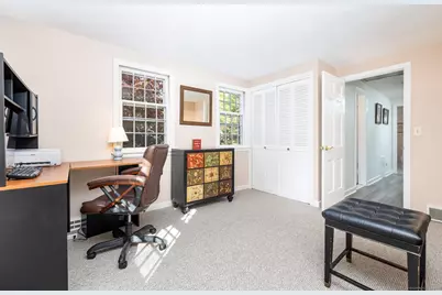 41 Soby Drive, West Hartford, CT 06107 - Photo 33