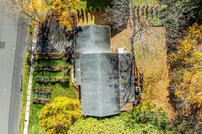 132 Hollyberry Lane, Plainville, CT 06062 - Photo 9