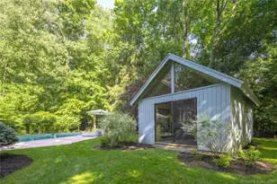 33 Riverfield Dr, Weston, CT 06883 - Photo 17