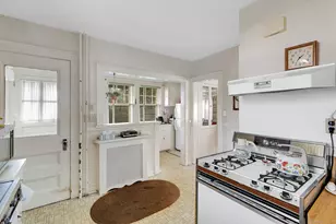 52 Herkimer St, Waterbury, CT 06710 - Photo 15