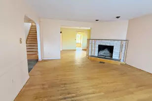 144 General Patton Dr, Naugatuck, CT 06770 - Photo 9