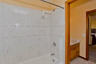 29 Privilege Rd, Bloomfield, CT 06002 - Photo 31