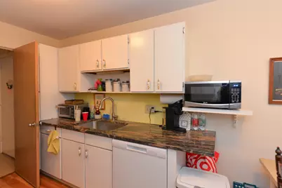 69 Heritage Village #D, Southbury, CT 06488 - Photo 5