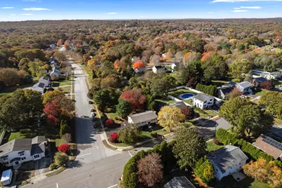 255 Capstan Avenue, Groton, CT 06355 - Photo 29