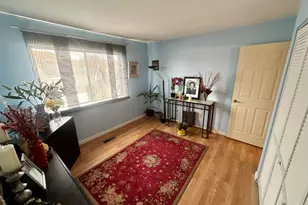 43 Peddlars Dr, Branford, CT 06405 - Photo 15