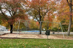 43 Peddlars Dr, Branford, CT 06405 - Photo 25