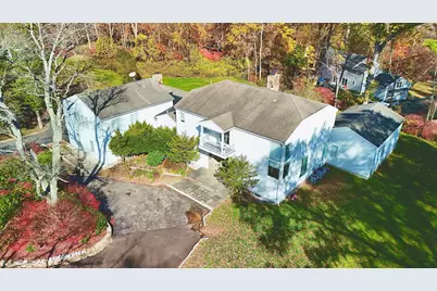 106A Comstock Hill Avenue, Norwalk, CT 06850 - Photo 5