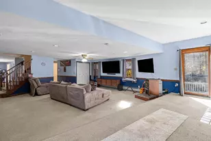 63 Burr Rd, Haddam, CT 06441 - Photo 7