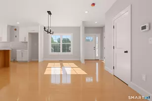 71 Platt St, Milford, CT 06460 - Photo 9