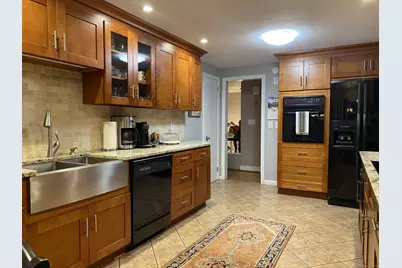 841 Ridge Road, Wethersfield, CT 06109 - Photo 9