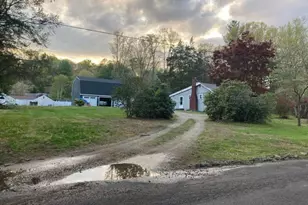 5 Shepaug Rd, Newtown, CT 06482 - Photo 11