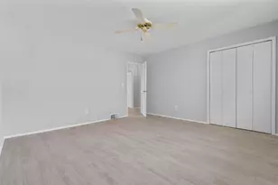 75 Saltonstall Pkwy, East Haven, CT 06512 - Photo 9