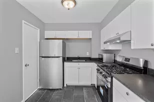 75 Saltonstall Pkwy, East Haven, CT 06512 - Photo 7