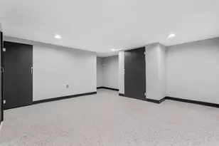 75 Saltonstall Pkwy, East Haven, CT 06512 - Photo 13