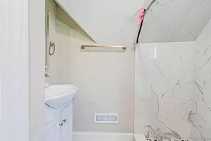 414 Wood Ave, Bridgeport, CT 06605 - Photo 19