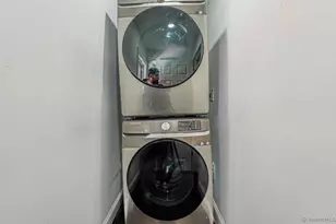 414 Wood Ave, Bridgeport, CT 06605 - Photo 21