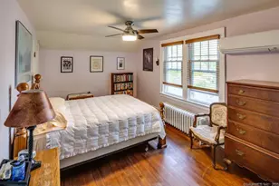 32 Yale Ave, Middlebury, CT 06762 - Photo 11