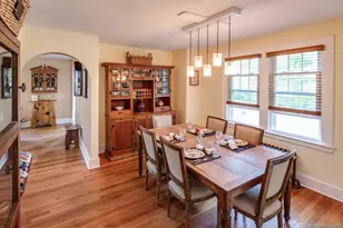 32 Yale Ave, Middlebury, CT 06762 - Photo 5