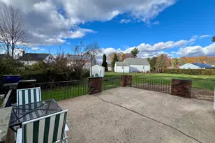 27 Candlewood Ln, New Britain, CT 06053 - Photo 5