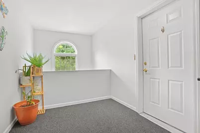 96 Franklin Street #APT B, Danbury, CT 06810 - Photo 7