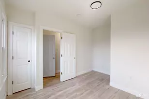 224 Whiting St, New Britain, CT 06051 - Photo 19