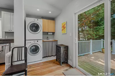 117 Blydenburg Avenue, New London, CT 06320 - Photo 15