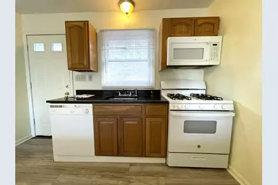 649 Newhall Street #3, Hamden, CT 06517 - Photo 3