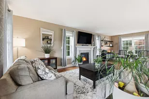 10 Hayfield Ln, East Windsor, CT 06016 - Photo 9