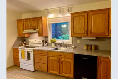 72 Midland Drive, Tolland, CT 06084 - Photo 7