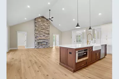 167 Willow Creek Estates Drive, Southbury, CT 06488 - Photo 17